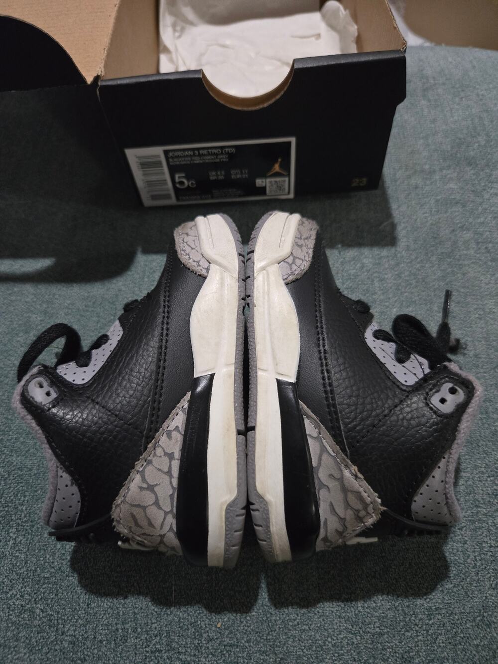 Jordan Toddler's 3 Retro Black/Fire Red-Cement Grey (DM0968 010) - 5 C